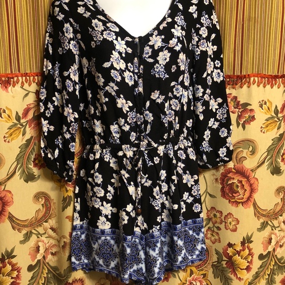 Navy Blue Jumper - Picture 2 of 8